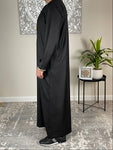 Premium Men’s Black Gold Embroidered Omani Thobe