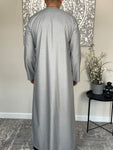 Men’s Silver Grey Omani Thobe Jubbah