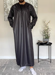 Men’s Shiny Black Omani Thobe Jubbah with Tassel