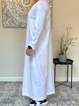 Men’s White Omani Thobe Jubbah