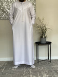 Men’s White Omani Thobe Jubbah with Tassel