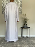 Men’s White Omani Thobe Jubbah with Tassel